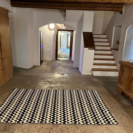 Hotel Chasa Chalavaina Müstair Dış mekan fotoğraf
