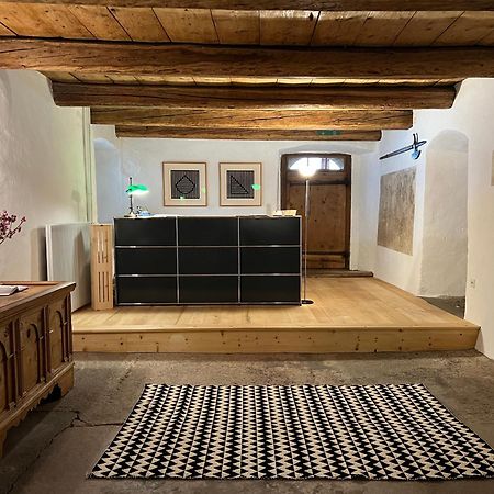 Hotel Chasa Chalavaina Müstair Dış mekan fotoğraf
