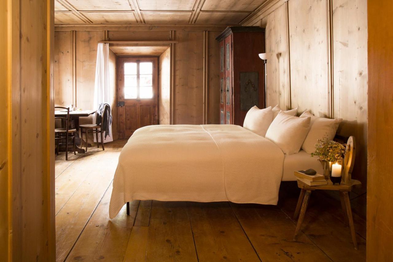 Hotel Chasa Chalavaina Müstair Dış mekan fotoğraf