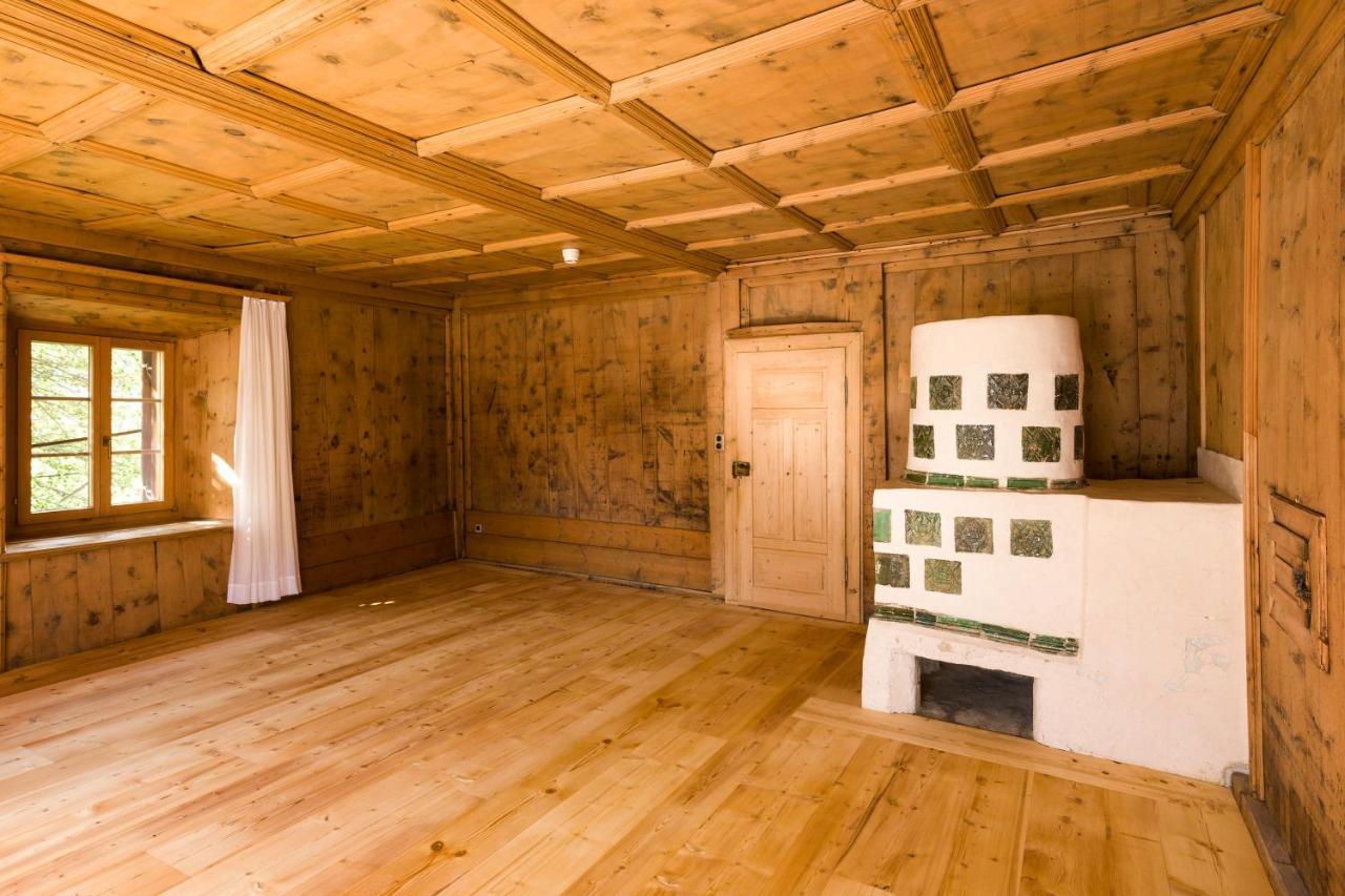 Hotel Chasa Chalavaina Müstair Dış mekan fotoğraf