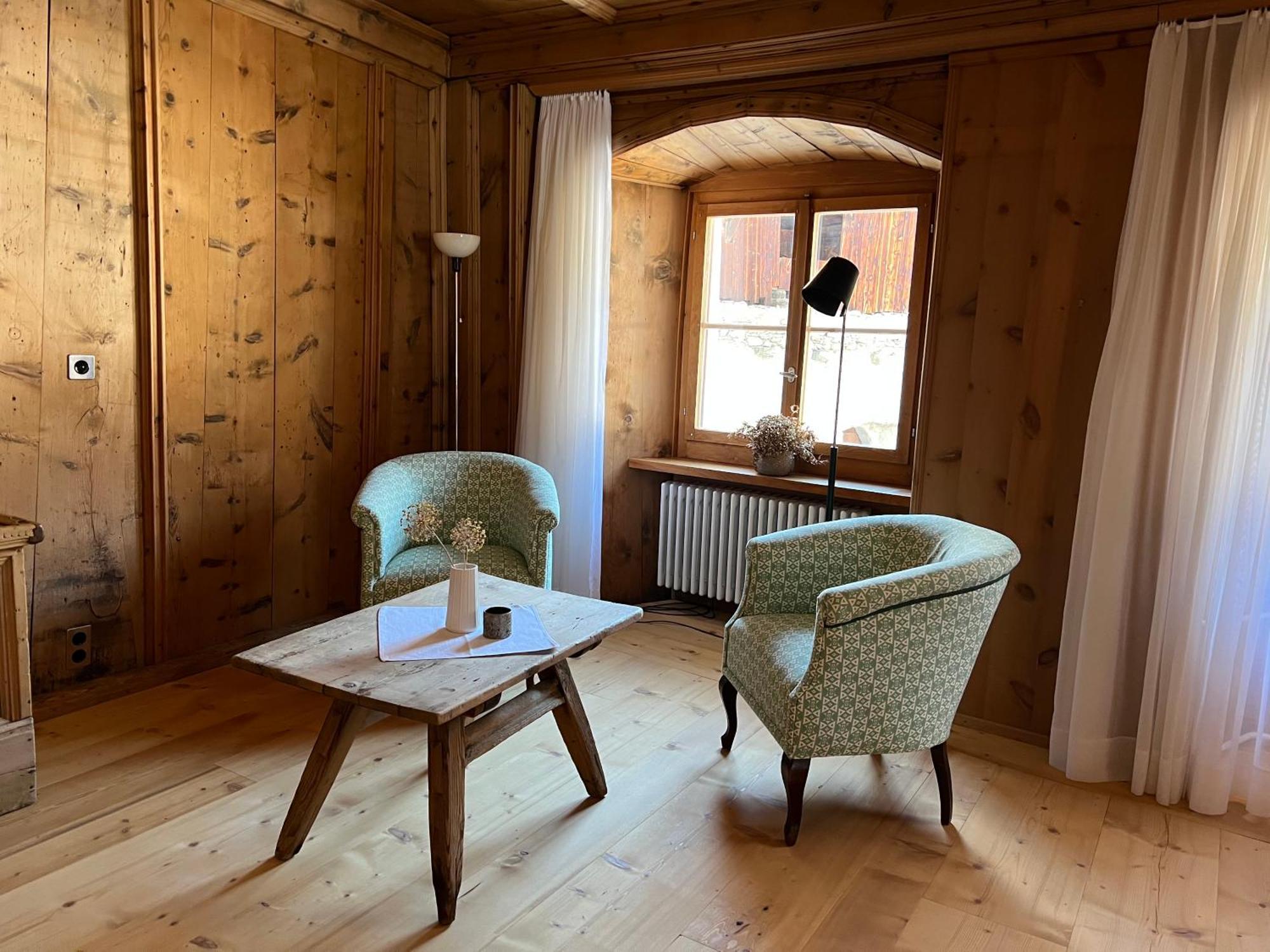 Hotel Chasa Chalavaina Müstair Dış mekan fotoğraf