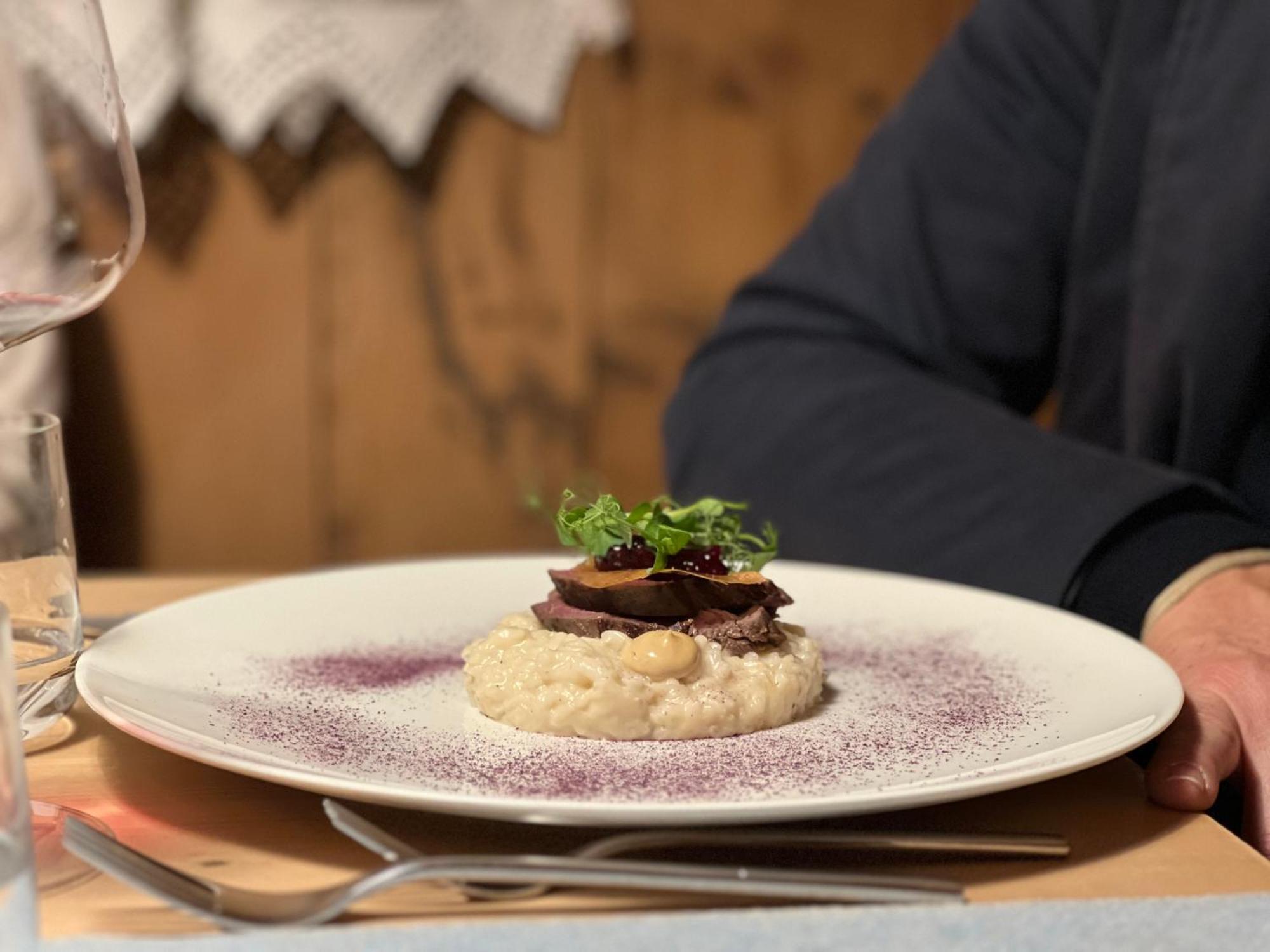 Hotel Chasa Chalavaina Müstair Dış mekan fotoğraf