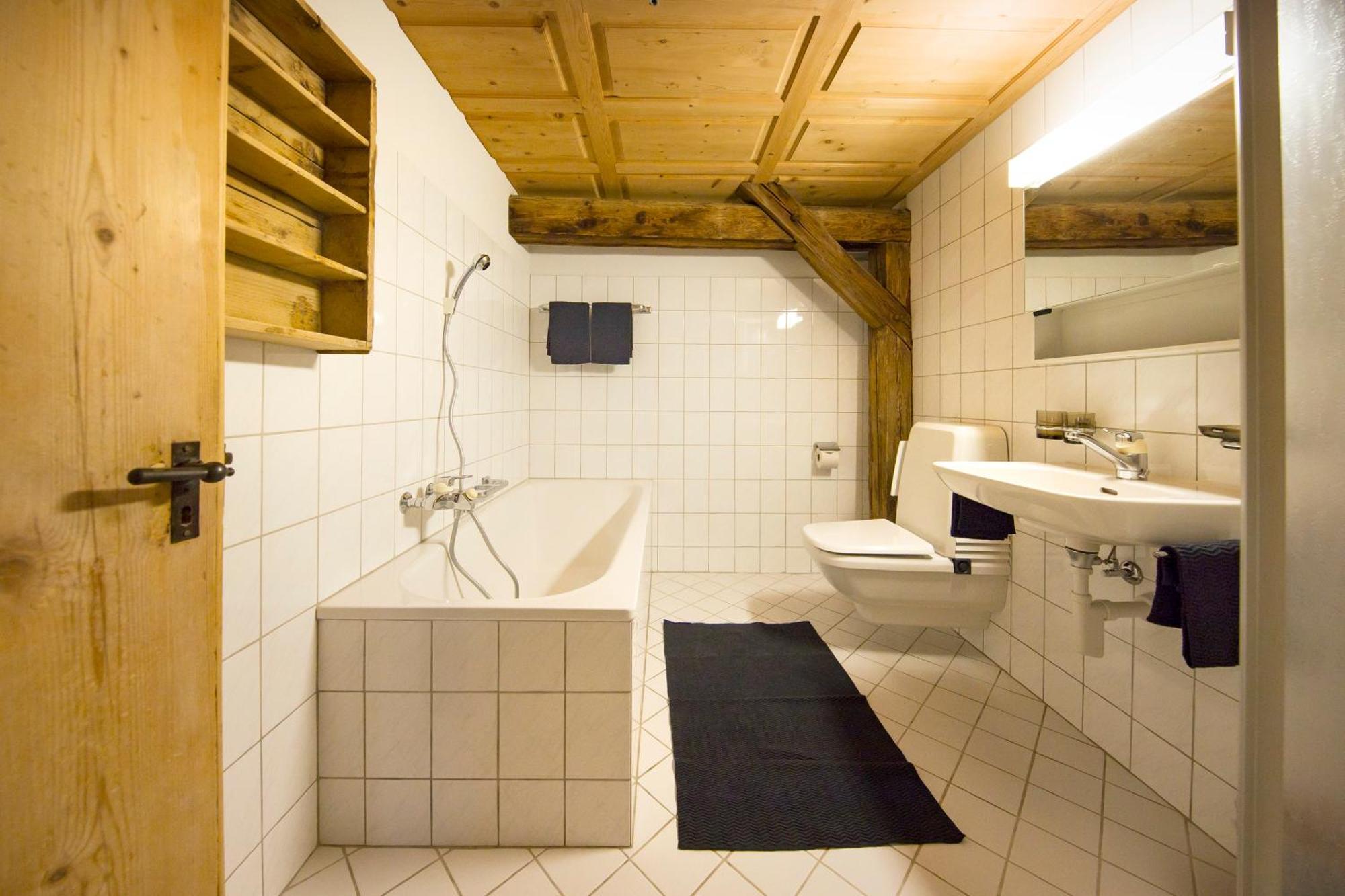 Hotel Chasa Chalavaina Müstair Oda fotoğraf